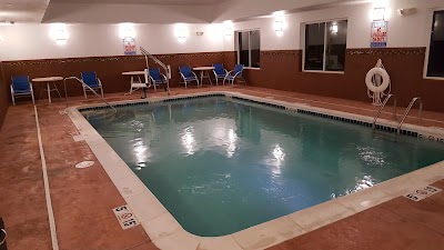 Photos of Holiday Inn Express & Suites Belle Vernon