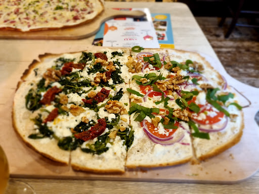 Le Feu Das Flammkuchen Restaurant in Lingen - Thumbnail