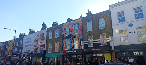FRED PERRY London Camden Store
