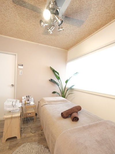 ニキビ改善専門サロン Nica.【ニカ】