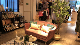 Photo n°11 de Just for Dress à Beauvais (Magasin de vêtements)