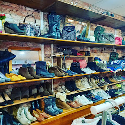 Photo n°31 de Maison Violette en Berry & Le Petit Magasin à Aigurande (Gîte)