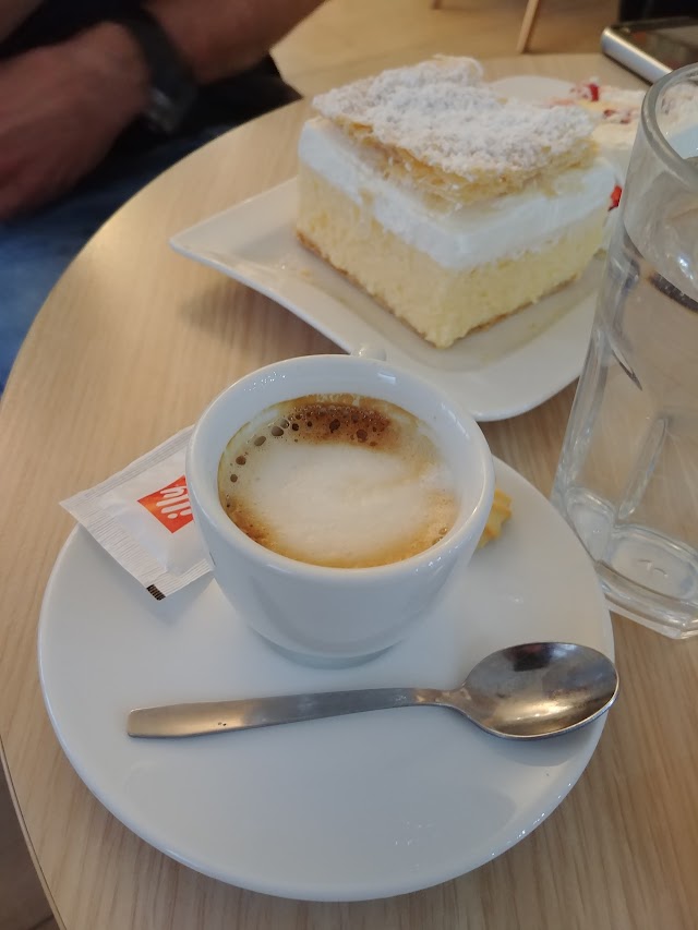 Slastičarnica Slatka priča