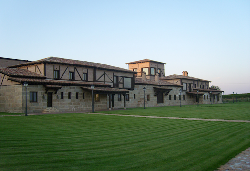 Tienda de Vinos Bodega Viña Arnaiz - Ribera del Duero