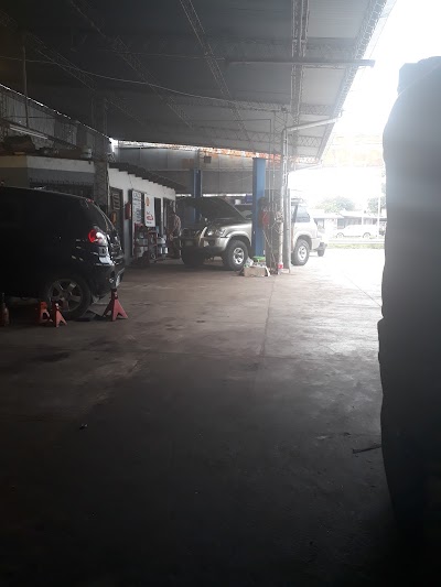 Photos of Taller automotriz Confort Car Taller mecanico