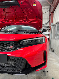 Photo n°18 de Joycar Renovauto - Carrosserie à Divonne-les-Bains (Service de réparation de pare-brise)