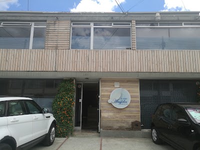 Photos of La Casa de los Angeles