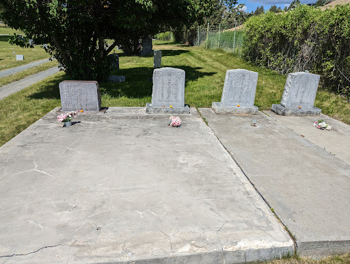 Rest Lawn Cemetery - Thumbnail