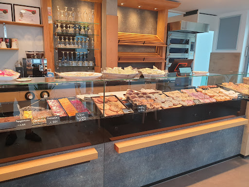 Cake Zone - Visual