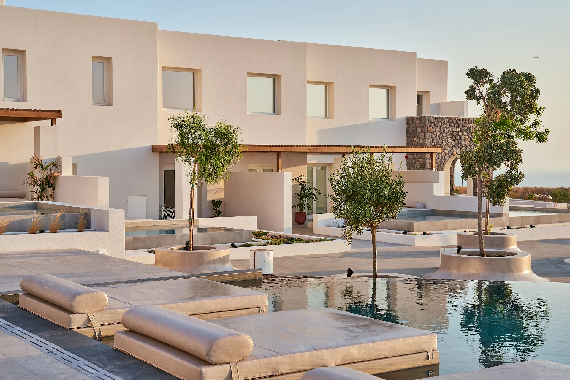 Lilium Homes Santorini