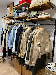 Photo n°6 de Showroom By LBDA à Saint-André-de-Cubzac (Conseiller en image personnelle)