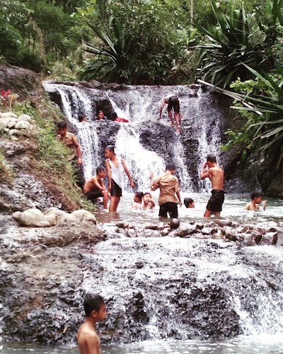 Photos of WATERFALL DUNG ARON