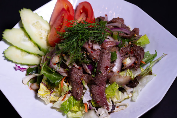 Signature Thai Cuisine by null