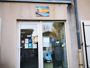 Photo n°1 de LE PHARE Boutique solidaire à Saint-Jean (Magasin)