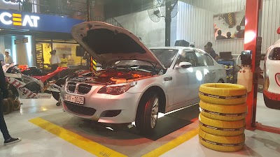 Photos of Smart Wheels (Tyres & Auto Spa)
