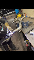 Photo n°8 de Ultimate car 77 | Création d’échappement inox sur-mesure à Esmans (Atelier de réparation automobile)