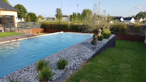 Photo de Société Kopec Piscine Desjoyaux Saint Lo jacuzzi