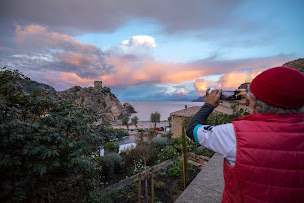 Photo n°17 de O2 TOIT ISTRES - Installateur de panneaux solaires & pompes à chaleur à Saint-Mitre-les-Remparts (Fournisseur de chauffe-eau solaires)