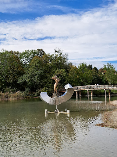 Skulptur im See - Thumbnail