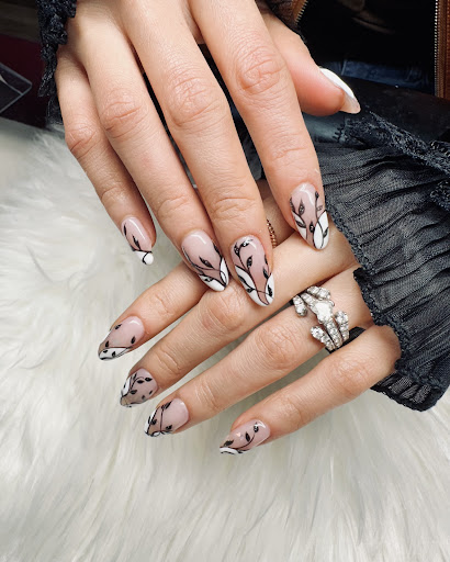 Lotus&Lily’s Nails