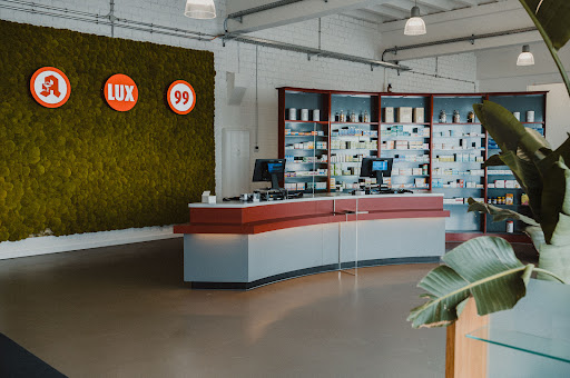 Cannabis Apotheke - Thumbnail