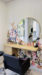 Photo n°1 de Chloé Duchamp Coiffure à Marennes (Salon de coiffure)