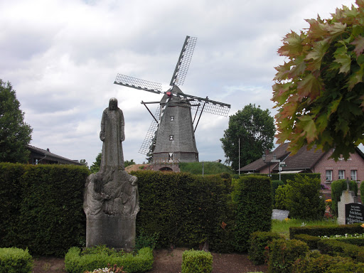 Friedhof Issum