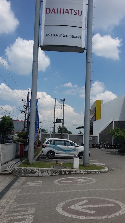 Photos of Astra Daihatsu Krakatau