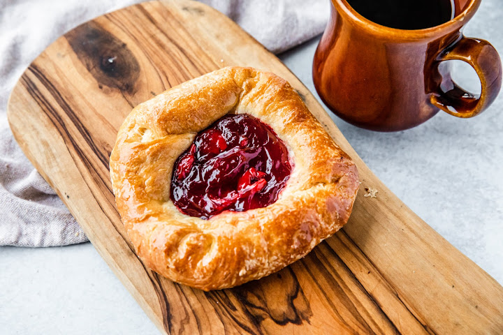 The Bagel Shop Bakery by null