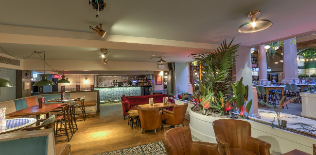 25-39 Arthur St, Belfast BT1 5AR, United Kingdom
