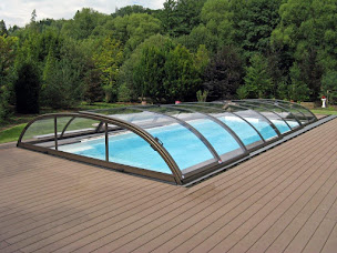 Photo n°4 de UNIVERS DE LA PISCINE Piscine Ferré à Chazay-d'Azergues (Fournisseur d'équipement de traitement de l'eau)