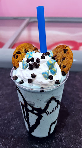 Twist & Shake Ice-Cream & Pretzels Bar Gallery - United States