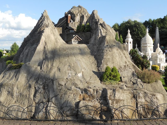 Miniland