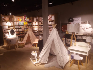 Photo n°13 de Maisons du Monde à Manosque (Magasin de canapés)