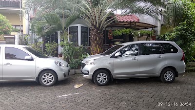 Photos of Rental Mobil Salemba Free Driver