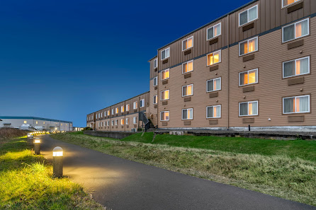 Lloyd Hotel Astoria Bayfront, Ascend Hotel Collection 555 Hamburg Ave, Astoria, OR 97103, United States