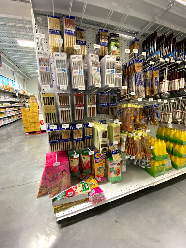 Restaurant & Family Mart Asian Food Wholesale and Retail Store Gallery - United States