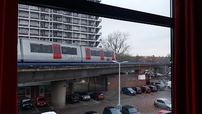 Photos of Kwik-Fit Rotterdam
