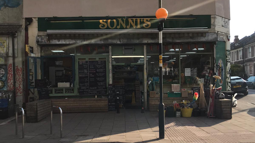 Sonni's - Visual