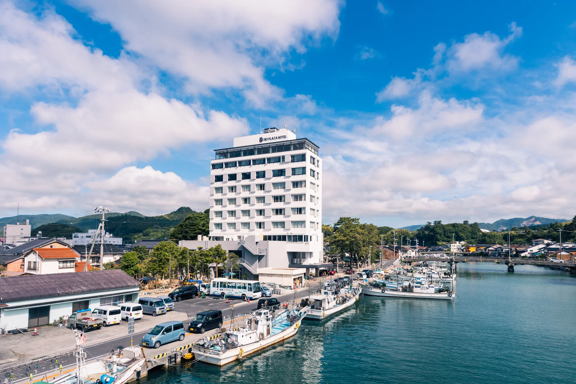 Oki Plaza Hotel