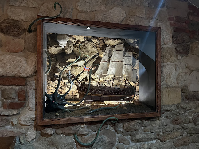 Comentarii opinii despre BARREL BAR