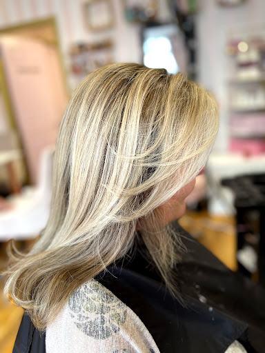 Crushed Opal Hair & Beauty Lounge - Thumbnail