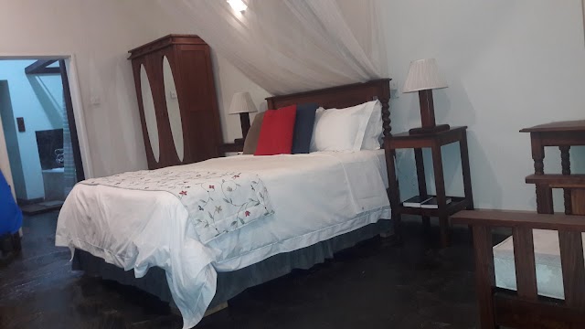 Mukwa Lodge & Restaurant