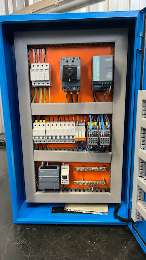 Eletricista Gabriel 24h – Residencial e industrial Limeira