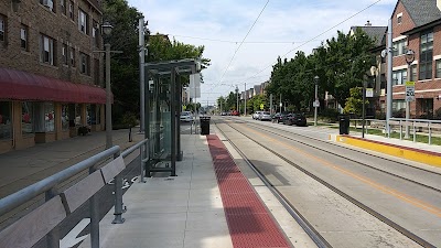 Ogden at Astor Eastbound