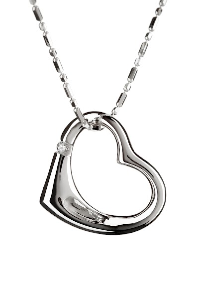 Photos of Diamonds Dubai Online jewellers