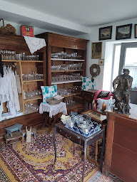 Photo n°1 de Brocante l'Arrière Cuisine à René (Magasin de produits d'occasion)