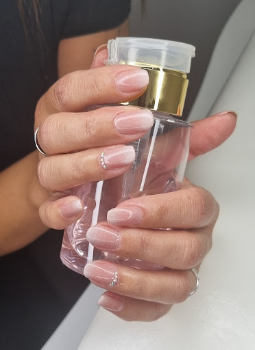 Nina esthétique - Thumbnail