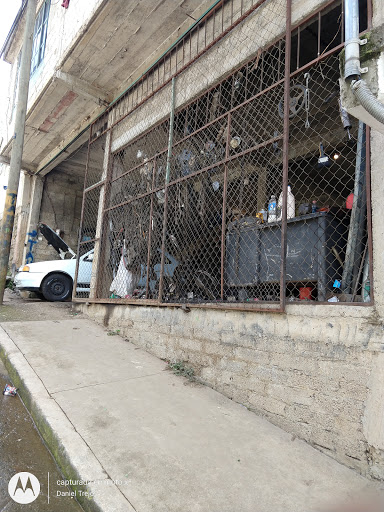 Mantenimiento automotriz "los Trejo"