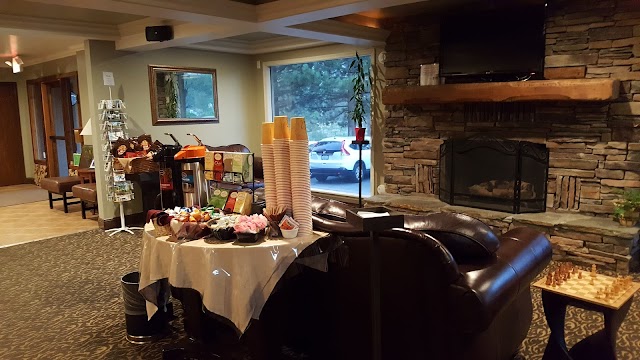 The Mammoth Creek Inn